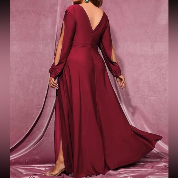 Plus Size Bishop Sleeves Slit Chiffon Wedding Dress